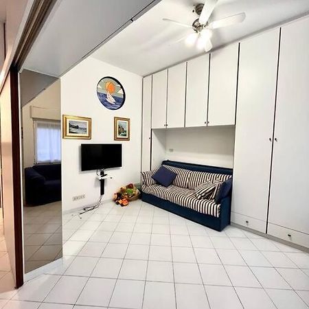 Апартаменты Casa Da Ste Монтероссо-аль-Маре Экстерьер фото